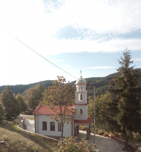 Църквата в с. Загражден